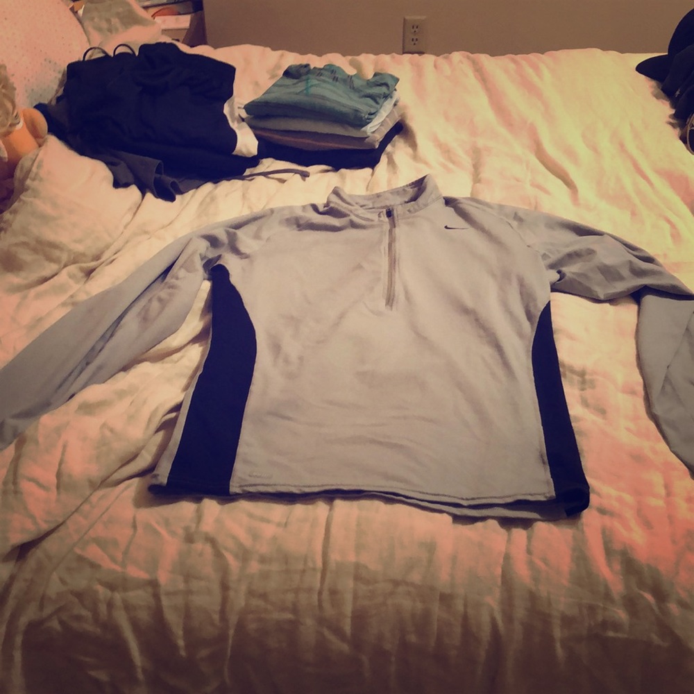Nike athletic pull over